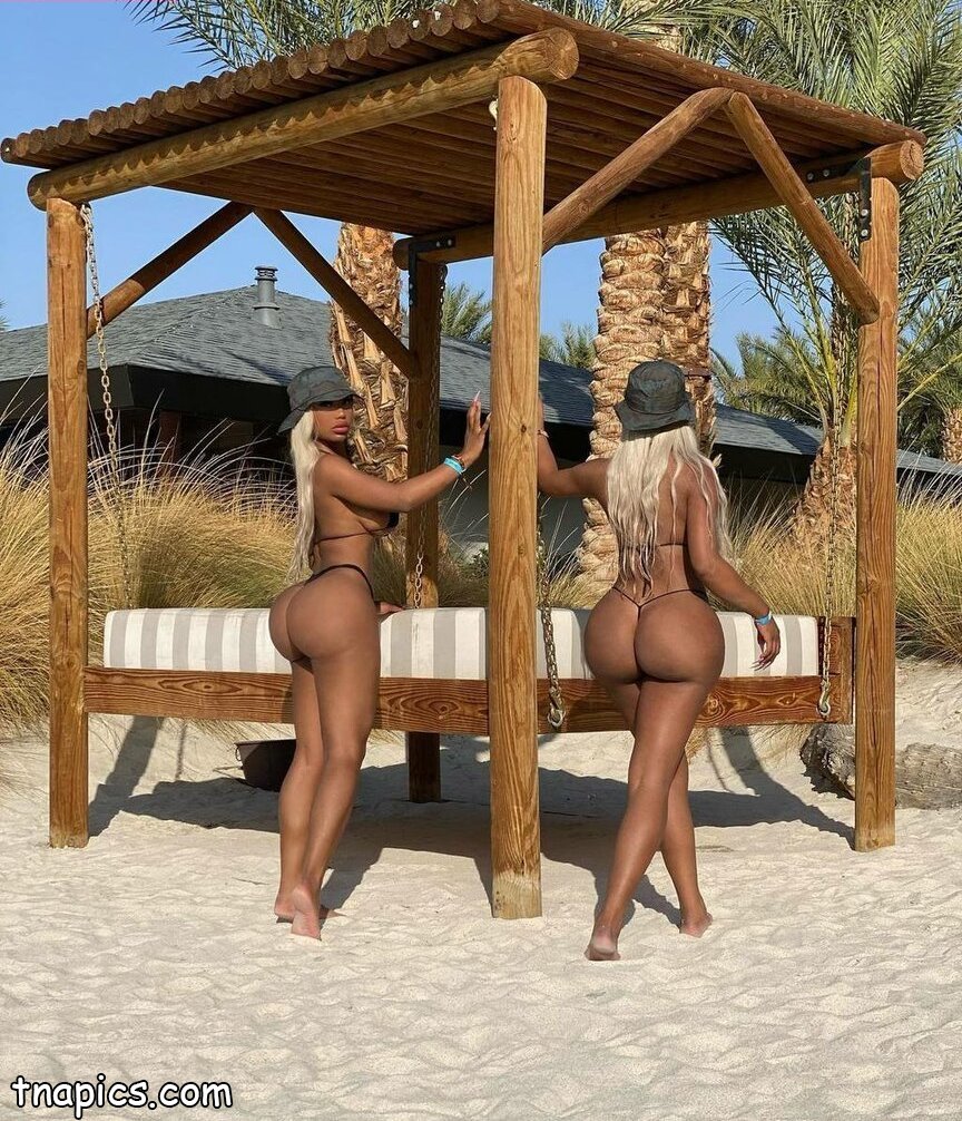 Clermont Twins Nude 13