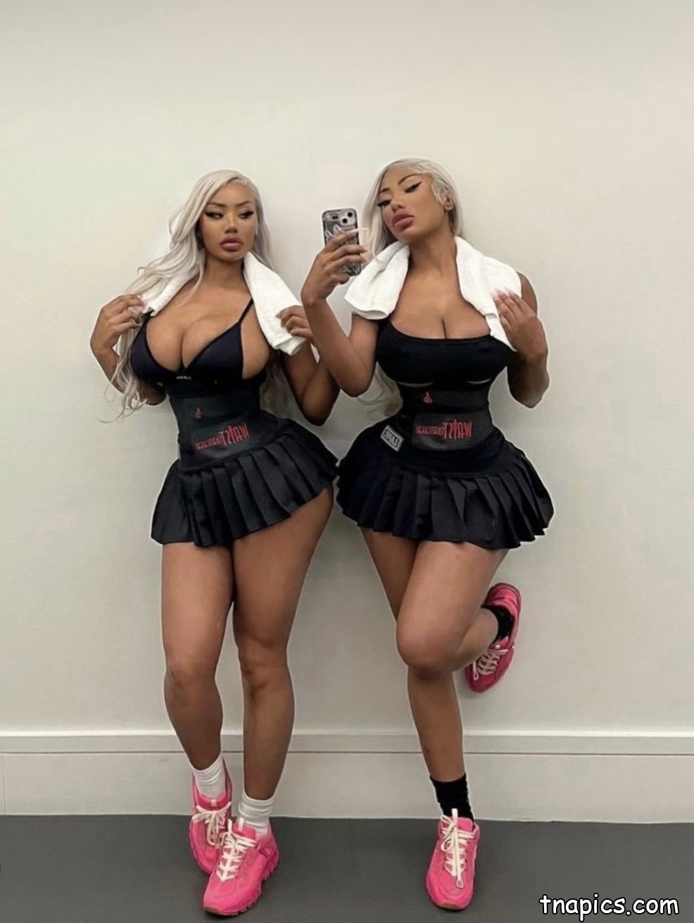 Clermont Twins Nude 16